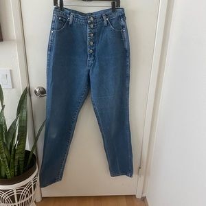 Vintage Wrangler High Raise Blue Jeans
